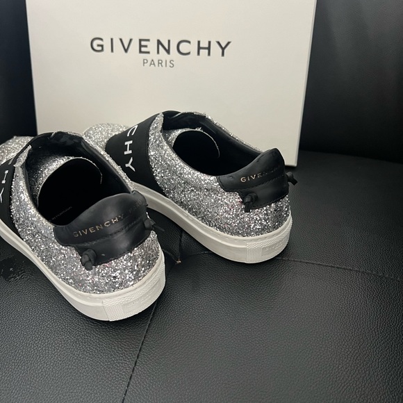 Givenchy Women’s sneakers - Picture 4 of 4
